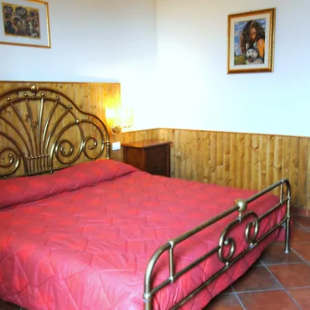 Lantgård Il Poggiarello *