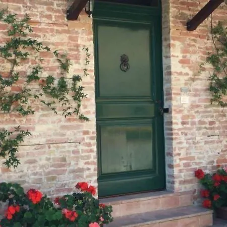 Il Poggiarello Lantgård *