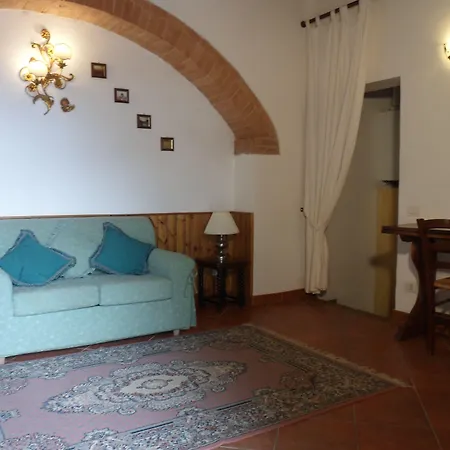 Il Poggiarello Lantgård *